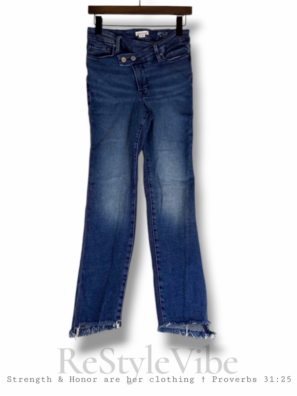 GOOD AMERICAN Women’s Size 2/26 Denim Jeans High Rise Fit Straight Raw Hem Ankle